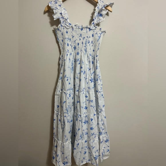 ⭐️Hill House Nap Dress Blue White Floral The Ellie⭐️ - Picture 6 of 8